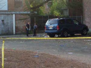 Sulaiman Abdur-Rahman - The Trentonian Police investigate the homicide scene where a Trenton man was shot and killed Saturday, Sept. 16, 2017, off Daymond Street near Bridge Street in South Trenton.